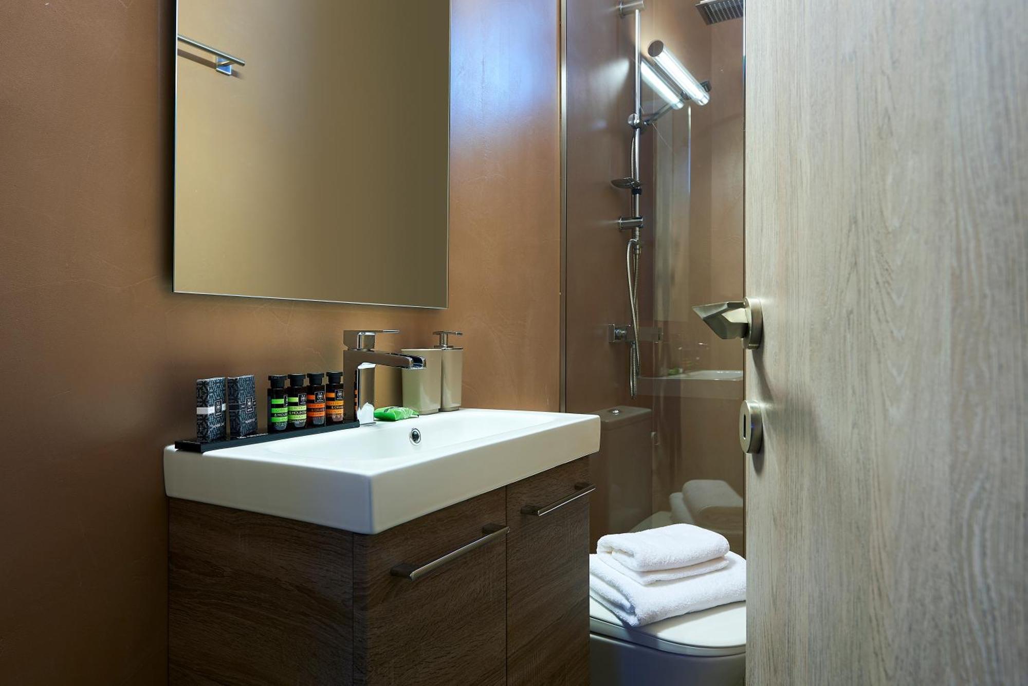 Elaia Luxury Suites 라고니씨 외부 사진